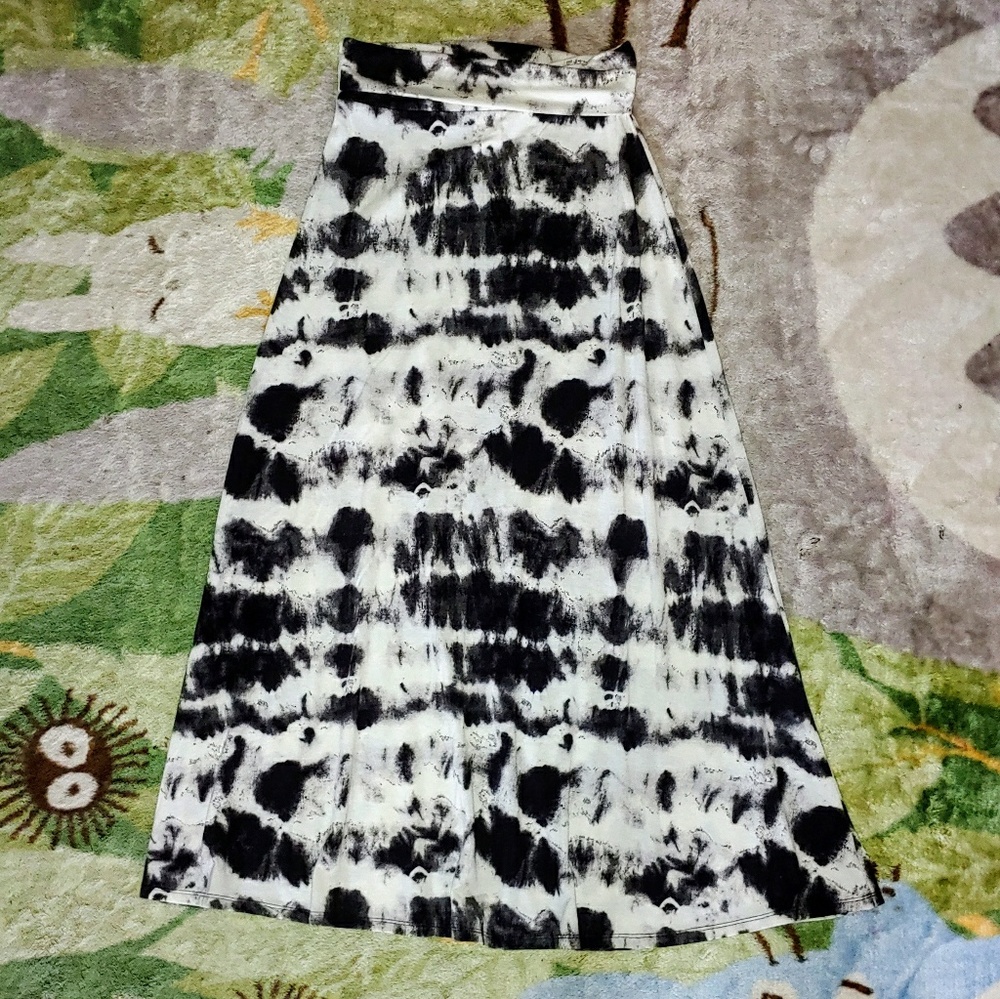 EUC Mossimo Tie Dyed Maxi Skirt